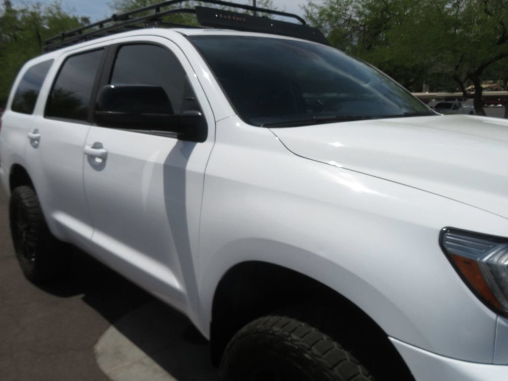 Used 2019 Toyota Sequoia TRD Sport AWD/4WD image 9