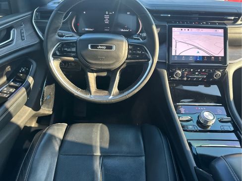 Used 2022 Jeep Grand Cherokee L Overland w/ Luxury Tech Group IV image 13