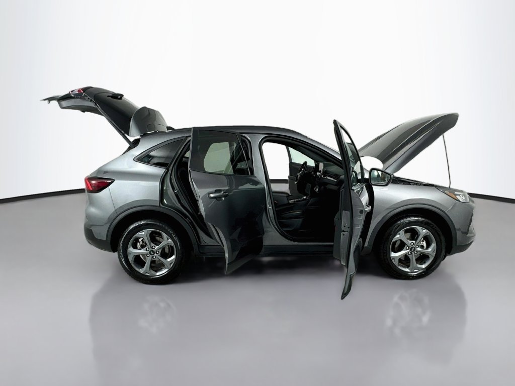 Used 2025 Ford Escape ST-Line Select AWD/4WD image 27