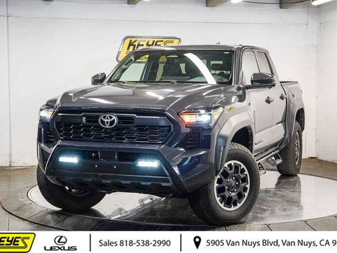 Used 2024 Toyota Tacoma TRD Off-Road w/ TRD Off Road Premium Package AWD/4WD image 1