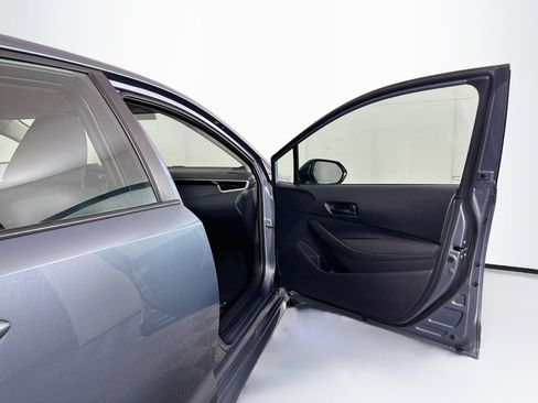 Used 2026 Toyota Corolla LE FWD image 30