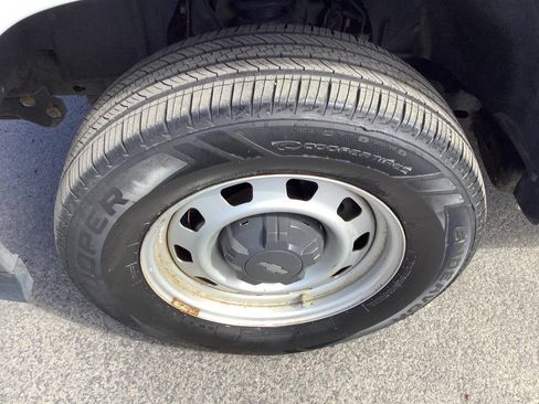 Used 2012 Chevrolet Colorado W/T RWD image 25