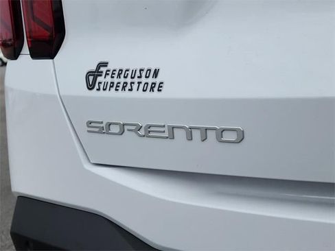 New 2026 Kia Sorento S w/ S Panoramic Sunroof Package image 5