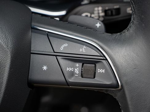 Used 2023 Audi Q8 Premium Plus w/ Premium Plus Package image 28