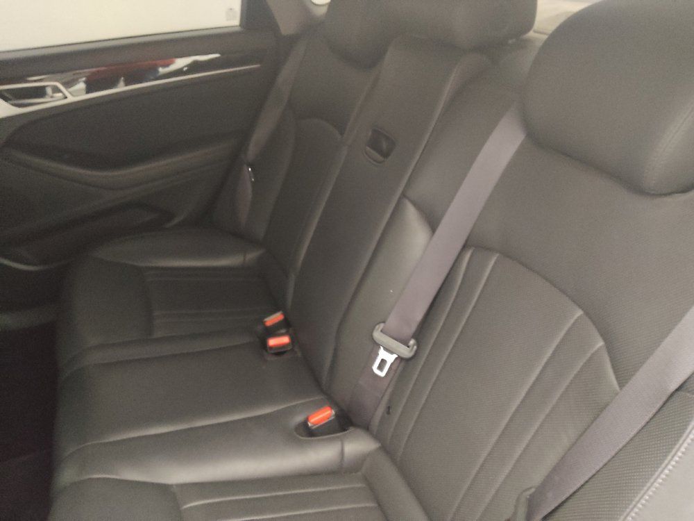 Used 2018 Genesis G80 3.8 RWD image 18