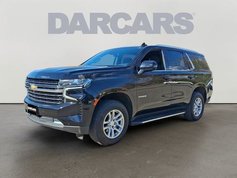 Used 2023 Chevrolet Tahoe LT w/ Luxury Package AWD/4WD image 3