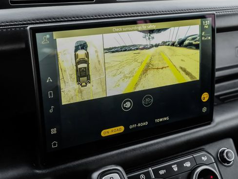 Used 2022 Land Rover Defender 110 X-Dynamic HSE image 21