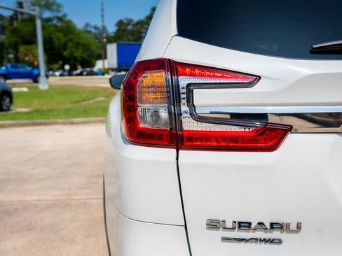 Certified 2024 Subaru Ascent Premium w/ Convenience Package AWD/4WD image 16