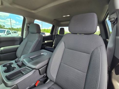 Used 2025 Chevrolet Silverado 1500 Custom AWD/4WD image 21