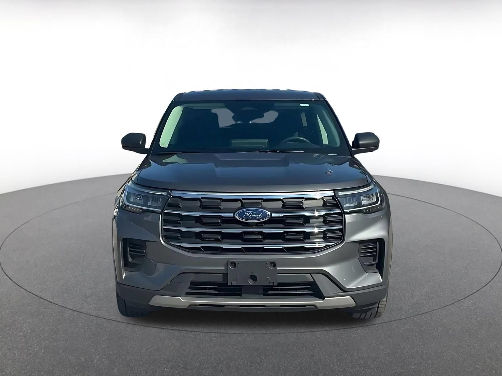 Used 2026 Ford Explorer Active AWD/4WD image 4