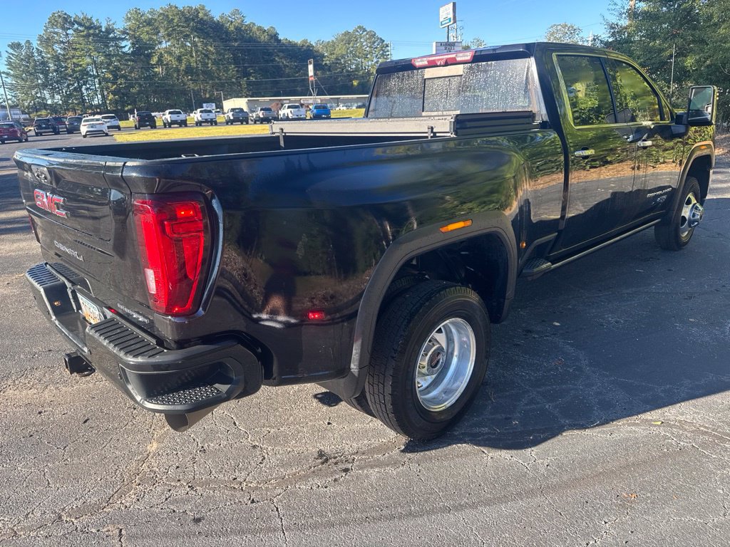 Used 2022 GMC Sierra 3500 Denali AWD/4WD image 11