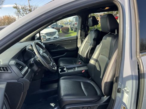 Used 2023 Honda Odyssey Sport image 20