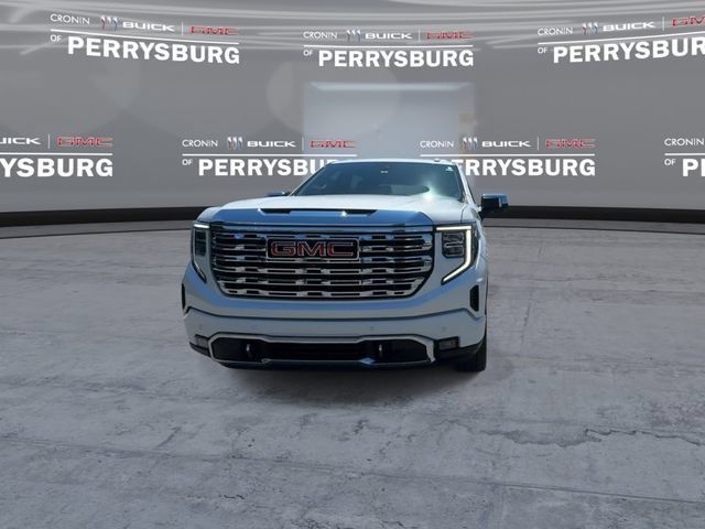 Used 2023 GMC Sierra 1500 Denali AWD/4WD image 3