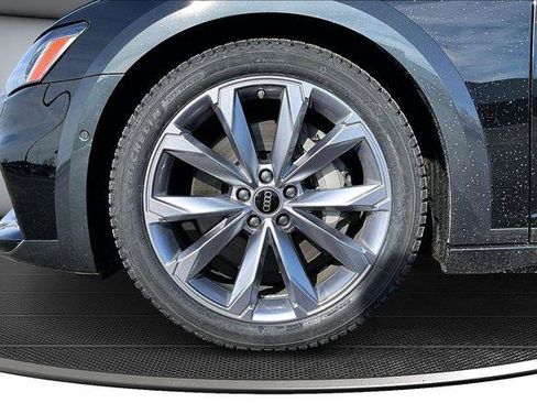 Used 2025 Audi A6 Premium Plus image 35