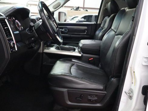 Used 2018 RAM 3500 Laramie w/ Sport Appearance Group AWD/4WD image 6