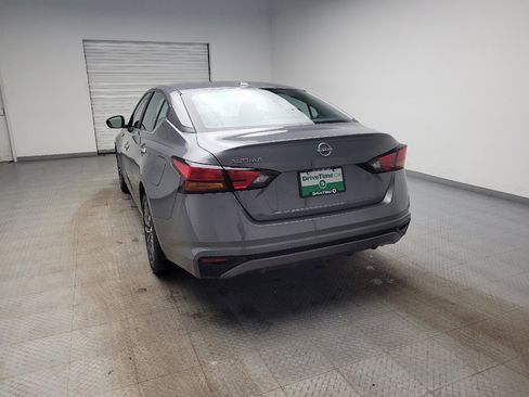 Used 2025 Nissan Altima 2.5 SV image 6