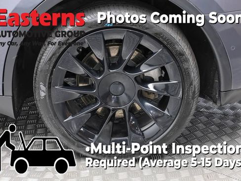 Used 2022 Tesla Model Y Long Range AWD/4WD image 8