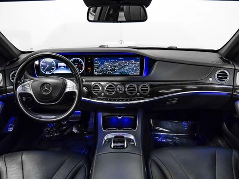 Used 2017 Mercedes-Benz S 550 Sedan image 9