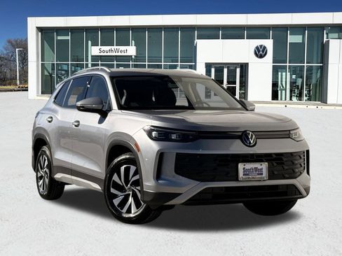 New 2025 Volkswagen Tiguan S image 1