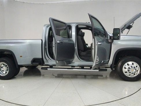 Used 2024 Chevrolet Silverado 3500 High Country image 71