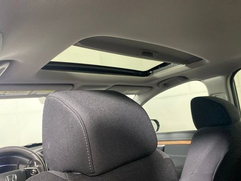 Used 2019 Honda CR-V EX image 14