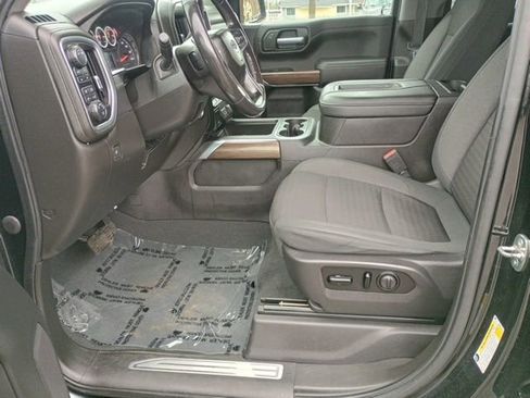 Used 2021 Chevrolet Silverado 1500 LT Trail Boss image 25