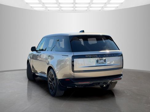 New 2026 Land Rover Range Rover Long Wheelbase SE image 7