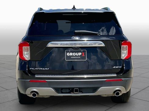 Used 2021 Ford Explorer Platinum w/ Premium Technology Package AWD/4WD image 5