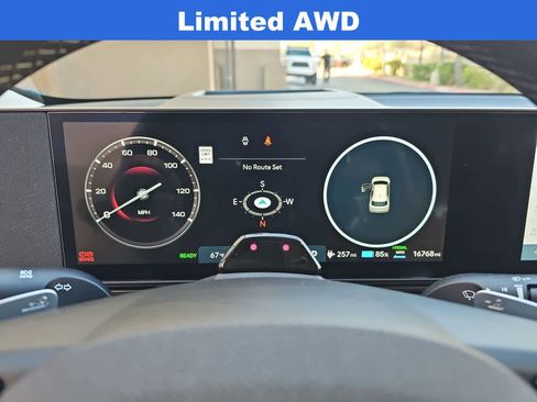 Certified 2025 Hyundai Ioniq 5 Limited AWD/4WD image 22