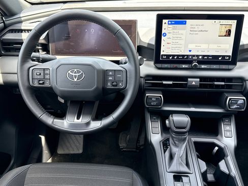 New 2026 Toyota RAV4 SE AWD/4WD image 21