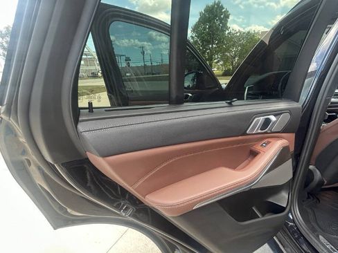 Used 2021 BMW X5 M50i w/ Executive Package image 33