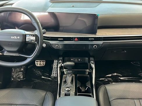 New 2026 Kia Sorento SX image 11