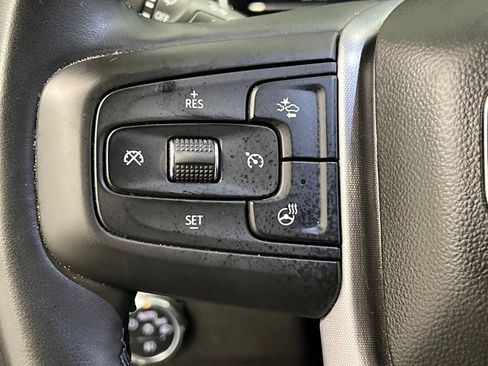 Used 2025 GMC Sierra 1500 SLT image 41