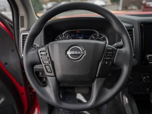 Used 2023 Nissan Frontier SV w/ Technology Package image 30