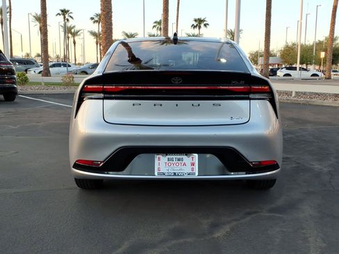 Certified 2024 Toyota Prius XLE AWD/4WD image 5