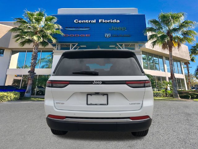 New 2027 Jeep Grand Cherokee Limited RWD image 6
