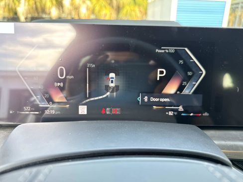 New 2026 BMW X5 sDrive40i w/ Executive Package image 31