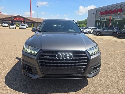 Used 2018 Audi Q7 3.0T Prestige AWD/4WD image 2