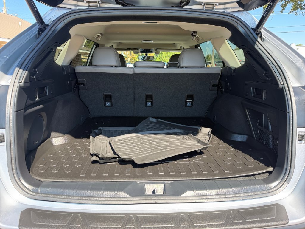 Used 2020 Subaru Outback Limited AWD/4WD image 16
