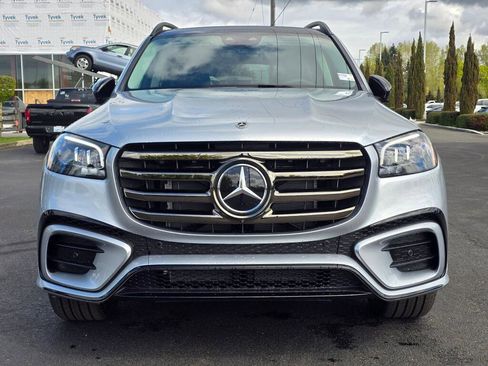 New 2026 Mercedes-Benz GLS 450 4MATIC image 9