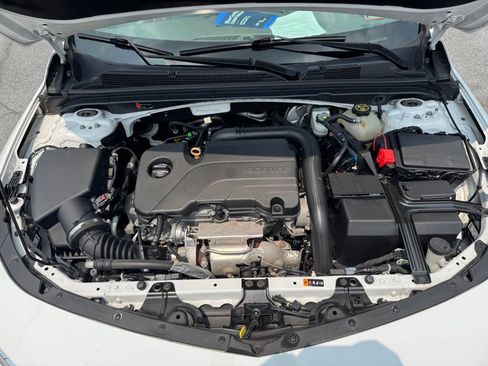 Used 2019 Chevrolet Malibu LT FWD image 10
