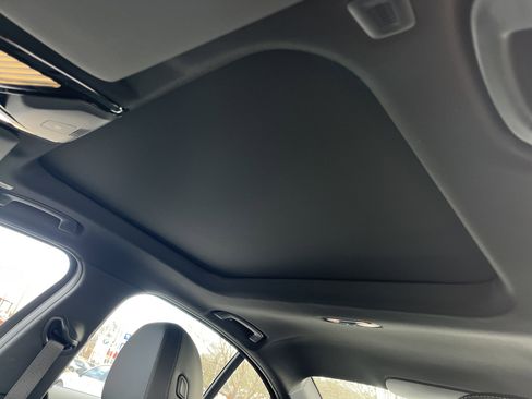 New 2026 BMW 330i 330i w/ M Sport Package image 17