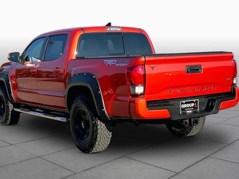 Used 2017 Toyota Tacoma TRD Sport w/ Tow Package (A/T) AWD/4WD image 12