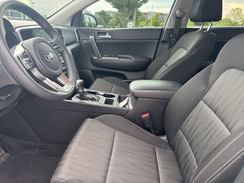Used 2020 Kia Sportage LX AWD/4WD image 10