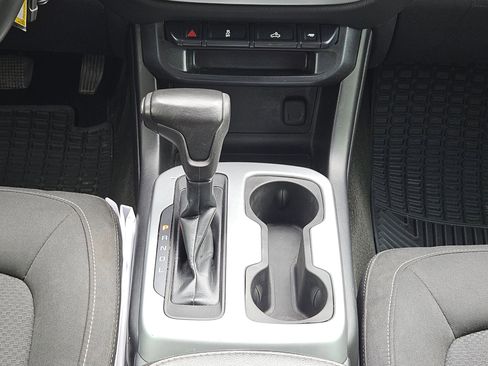 Used 2017 Chevrolet Colorado LT image 19