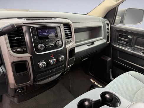 Used 2014 RAM 1500 ST w/ SXT Appearance Group RWD image 24