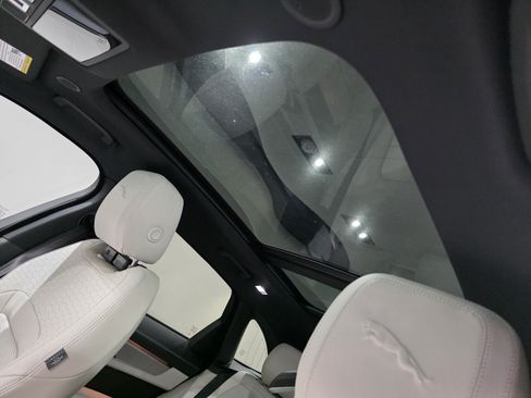 New 2026 Jaguar F-PACE R-Dynamic S AWD/4WD image 9