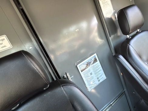 Used 2022 Ford E-Transit 148 High Roof w/ Load Area Protection Package RWD image 41