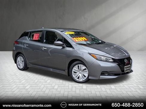 Used 2025 Nissan Leaf S FWD image 1