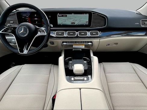 New 2026 Mercedes-Benz GLE 580 4MATIC image 7